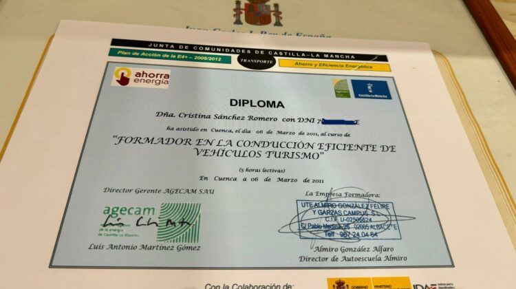 formador en la conducción eficiente de vehiculos turismo